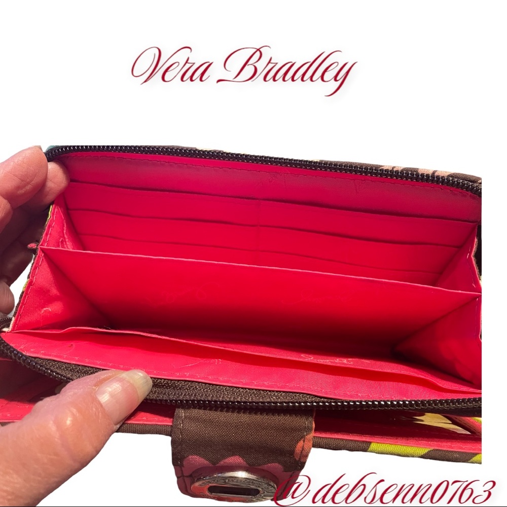 Vera Bradley Turn Knob Lock Large Wallet - Picture 4 of 4